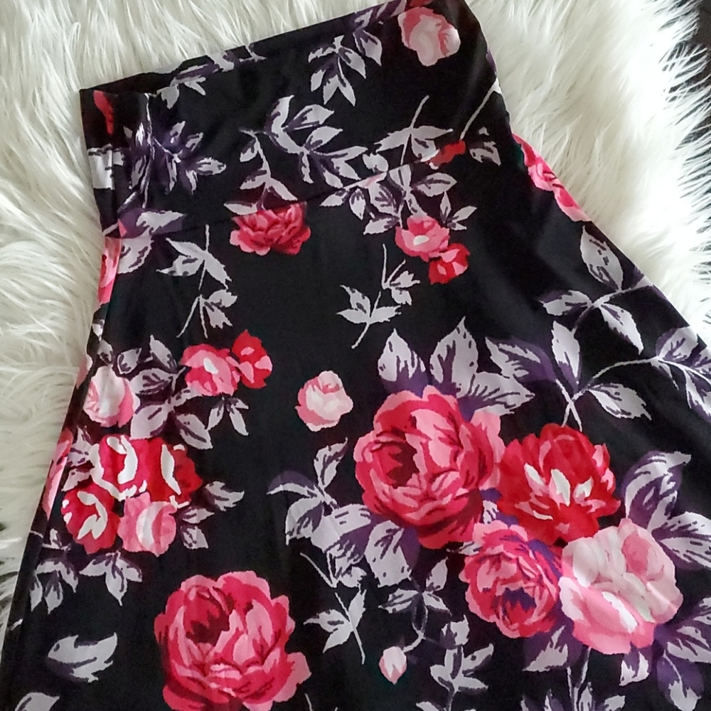 LuLaRoe Azure Skirt